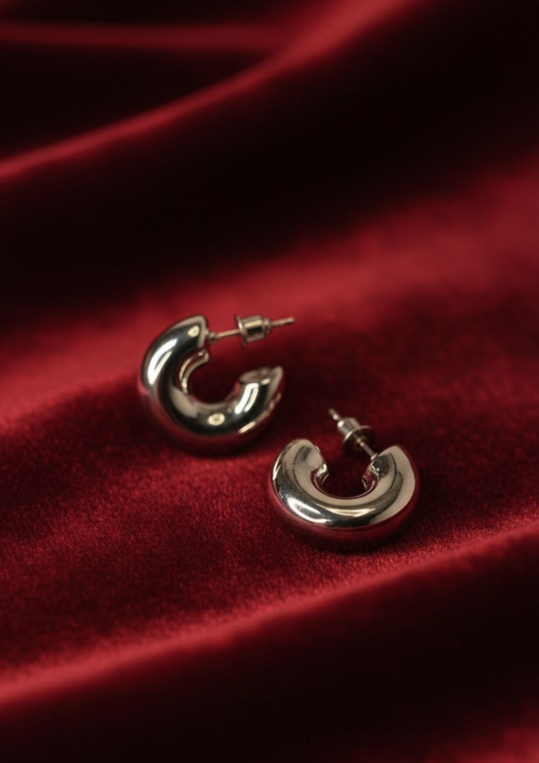Silver Chunky Halka Küpe – Günlük Şık Kadın Küpe